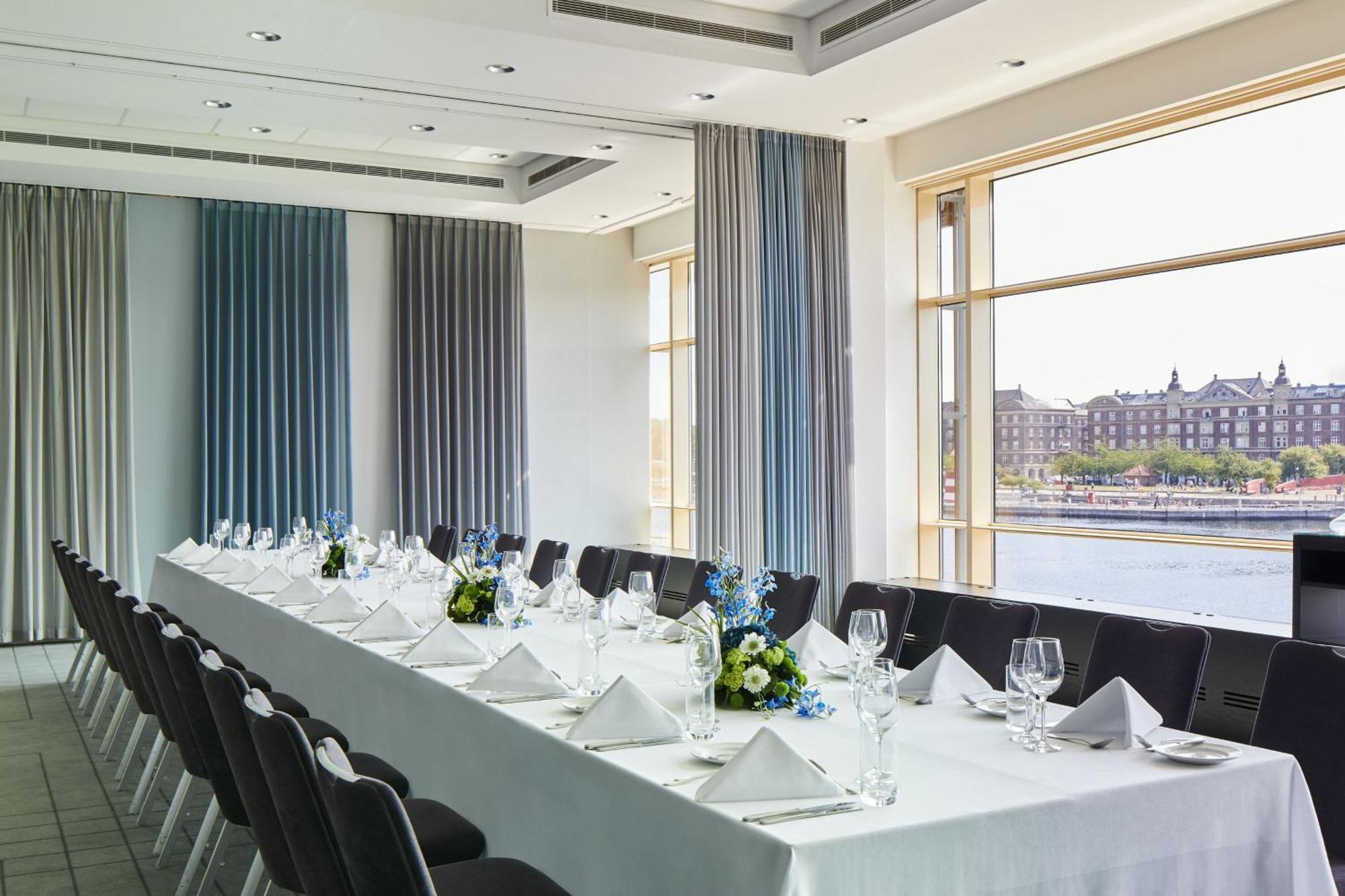 โรงแรมแมริออท โคเปนเฮเกน ภายนอก รูปภาพ The River Suite
